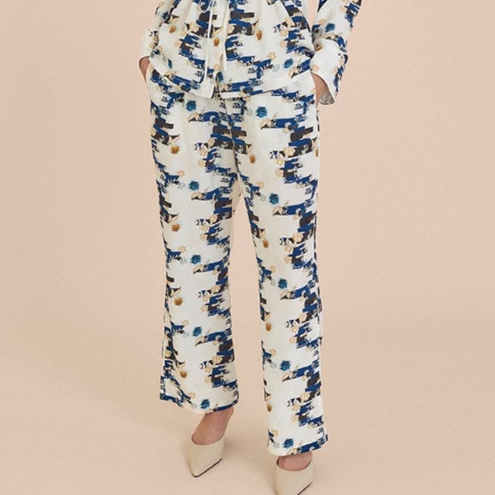 Rose Room Silk Flare Pant Back-of-Tapestry Print Size XS